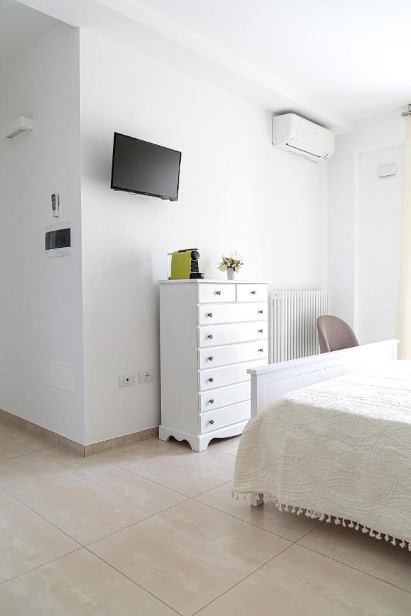 Casa Clementina Rooms Vista Mare Porto Cesareo Εξωτερικό φωτογραφία
